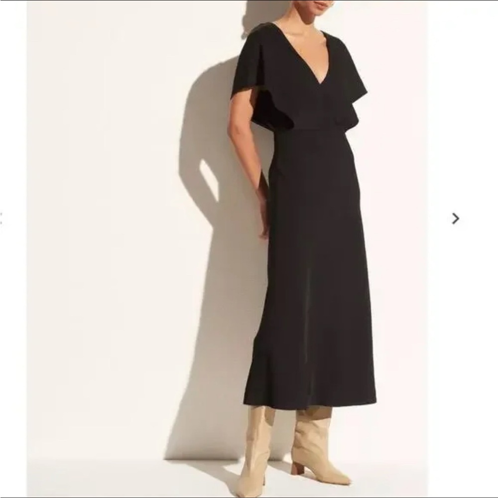 Vince Elegant Black V-Neck Dress